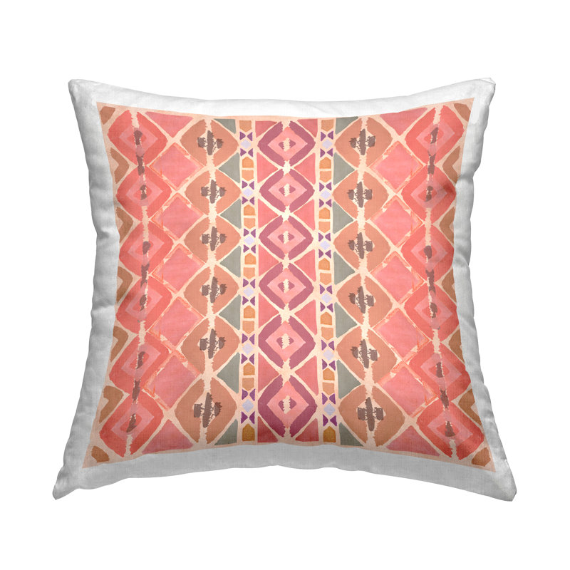 Coussin décoratif rose à motif géométrique boho par Flora Kouta