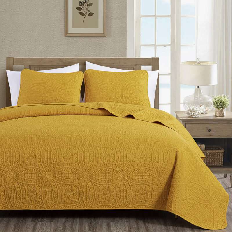 Austin Microfiber Reversible 3-Piece Coverlet / Bedspread Set, Queen Coverlet / Bedspread + 2 Standard Shams, Mustard