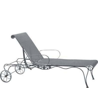 Briarwood Outdoor Chaise Lounge