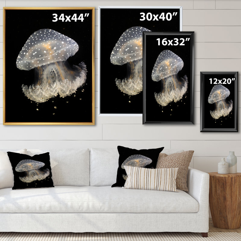 Méduse sur fond noir - peinture sur toile, H 20 po x l 12 po, Toile avec cadre en érable