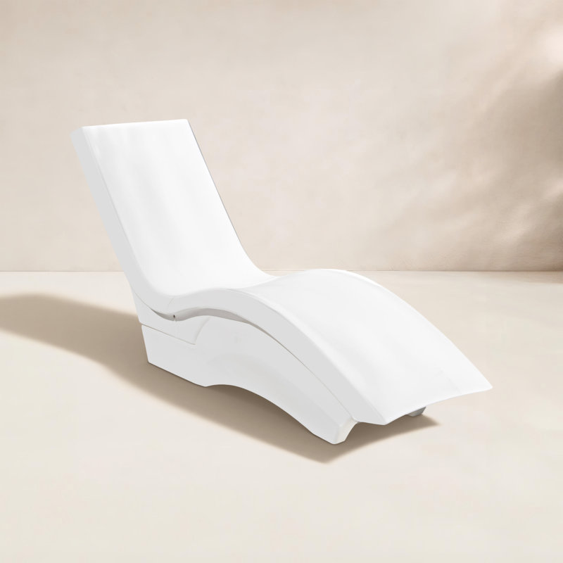 Step2 Vero Pool Lounger - Tall