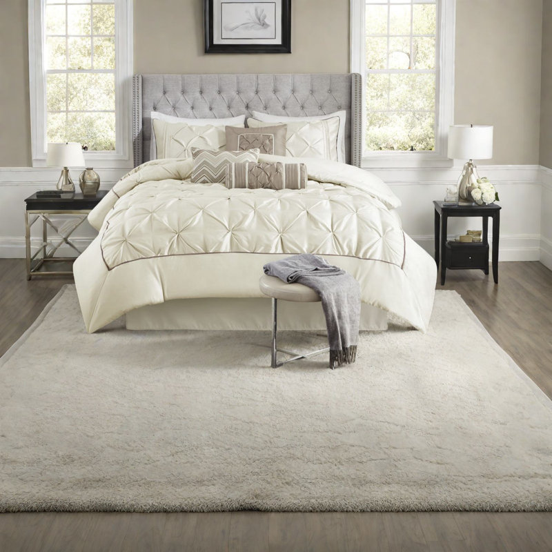 Luxurious 7-piece Ivory Bedding Set, Tufted Polyester Elegance For Bedroom