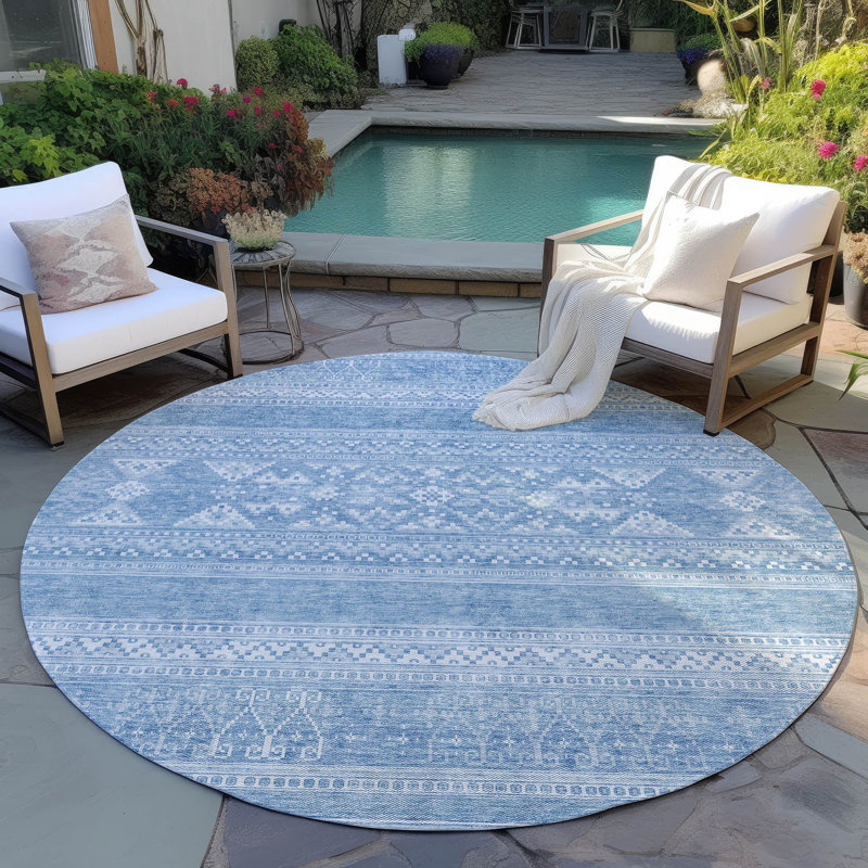 Mykelle Washable Southwestern Indoor / Outdoor Rug, Round 8'
