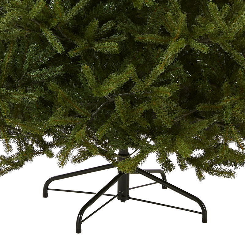 Green Realistic Artificial Spruce Cashmere Christmas Tree, 7.5'