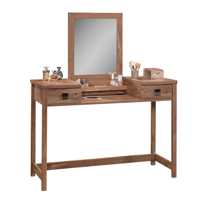 Jisaiah Vanity