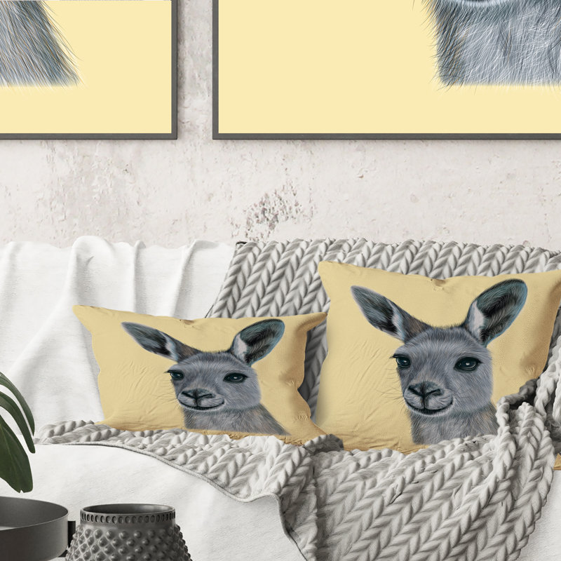 Portrait of Kangaroo I - coussin décoratif traditionnel imprimé