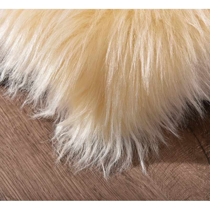 Jeremial Faux Sheepskin Indoor Rug, Rectangle 4' x 6'
