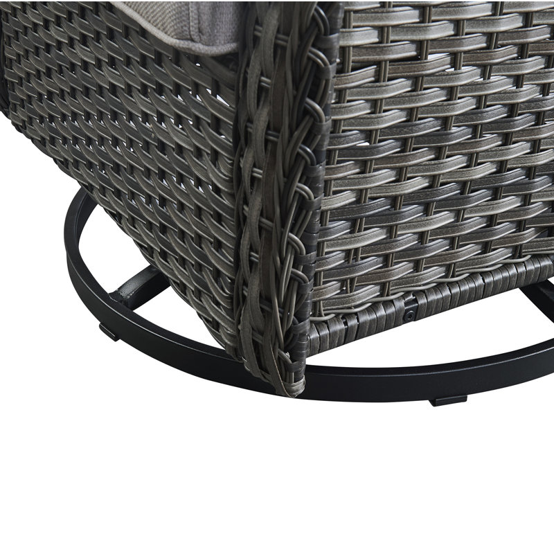 Swivel and sliding wicker patio chairs, Beige, Gris