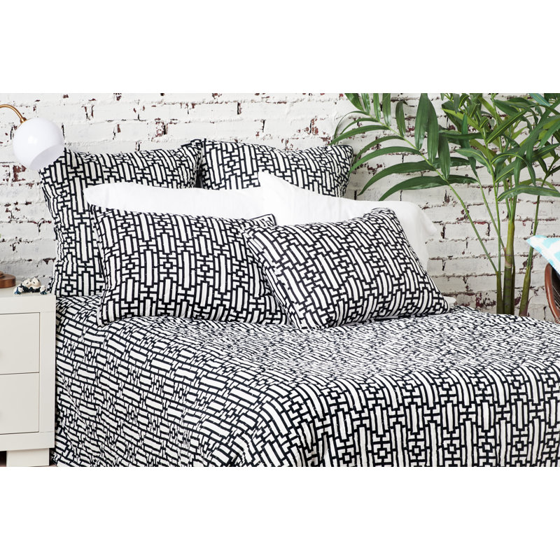 King Black Cotton Reversible Quilt