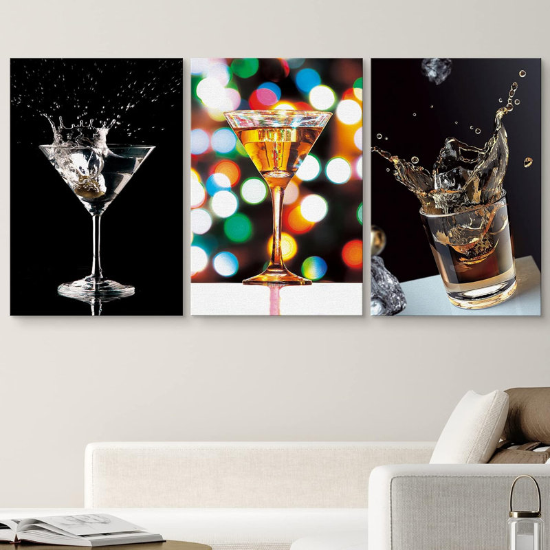 Martini & Bourbon, verre, boissons, cocktail, photographie, réalisme, chic, paysage, ultra, Toile tendue, H 24 po x l 48 po