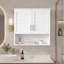 Armoire de salle de bain moderne de 76 cm (30 po) avec tablette réglable, armoire à pharmacie murale avec charnières à fermeture douce et design à étagères ouvertes
