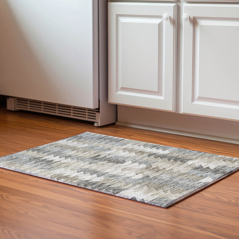 Premium Machine Washable Cerrito Taupe Rug, Rectangle 1'8" x 2'6"