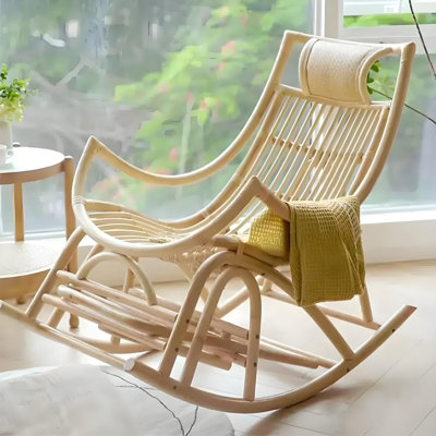 Chaise berçante en rotin naturel naturel