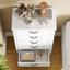 Ensemble de meubles de chambre à coucher comprenant un cadre de lit Queen rembourré beige avec tête de lit DEL RVB et station de recharge, 2 commodes blanches à 5 tiroirs