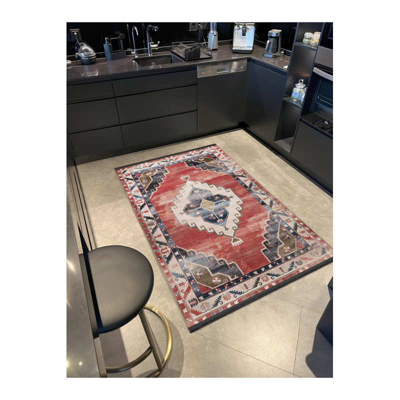 Tapis décoratif traditionnel rouge à motif rétro rouge, Sous-tapis rectangulaire 2 pi 6 po x 4 pi 11 po