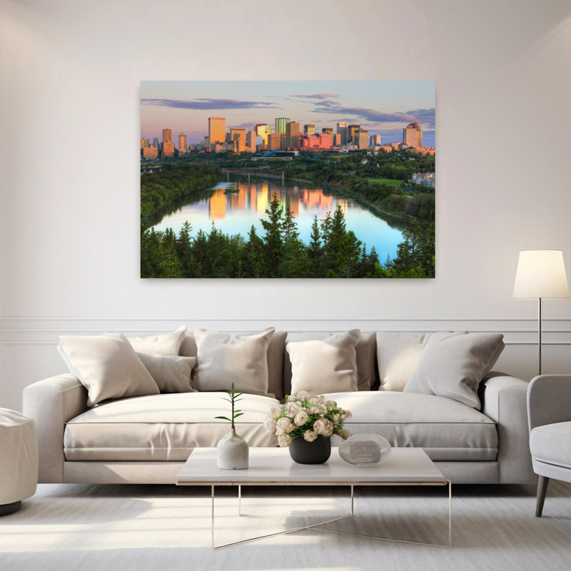 Réflexion de bâtiments du centre-ville dans l'eau au lever du soleil, rivière North, Edmonton, Alberta, Canada, architecture moderne abstraite, art urbain