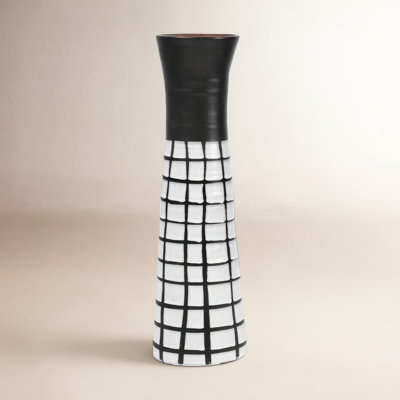 Charmaine Table Vase 1
