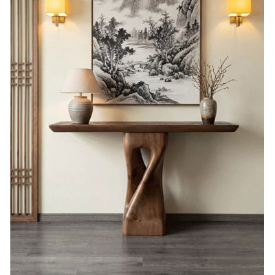 Console Sculptural