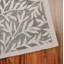 Tapis floral gris / ivoire / gris / ivoire en laine / coton touffeté à la main Martha Stewart-92584605
