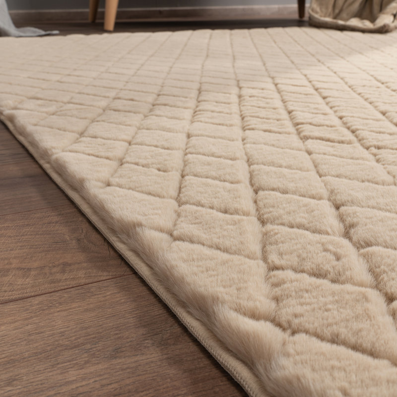 Jourdanton Geometric Area Rug, Rectangular 200 x 280cm