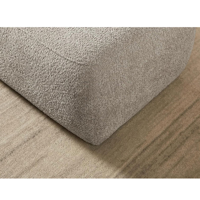 Navani, Left Hand Facing, Light Gray
