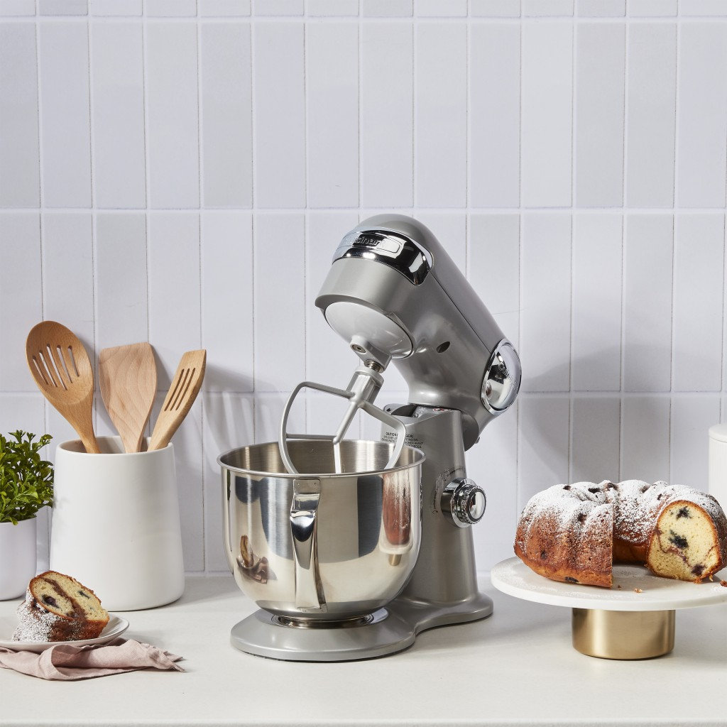 Precision Master 12-Speed 5.5qt Stand Mixer, Silver Lining