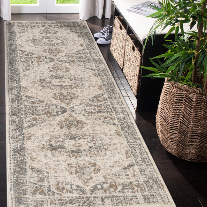 10' Medallion Power Loom Runner Rug