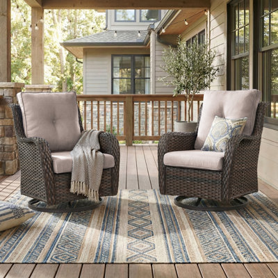 Ensemble de chaises de patio de luxe - Ensemble de 2 chaises de patio en osier toutes saisons et chaise berçante pivotante à dossier haut pour terrasse et osier gris près de la piscine