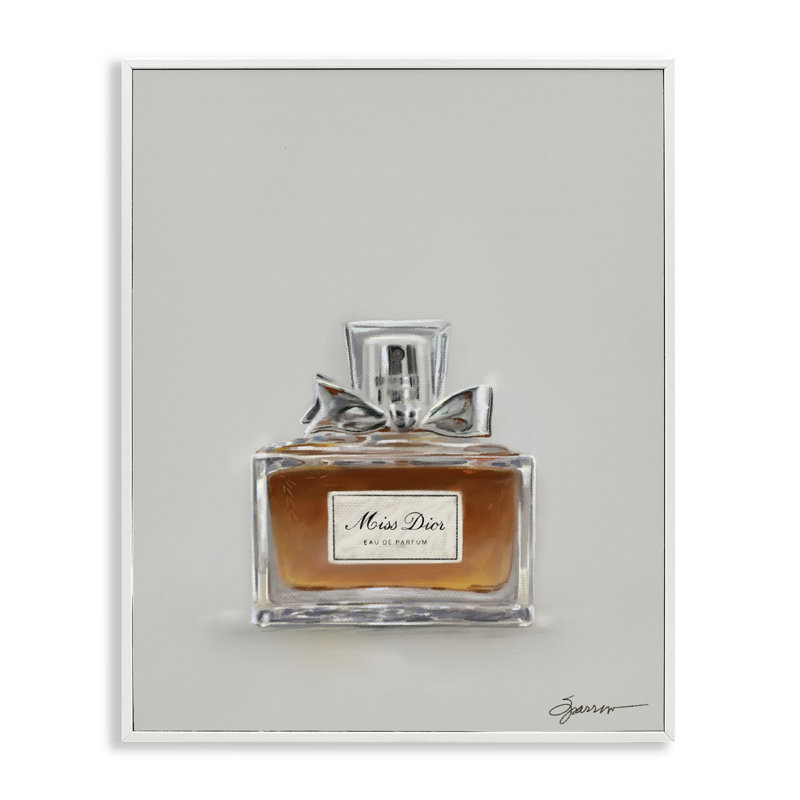 Parfum élégant avec giclée à arc, design par Mary Sparrow, H 20 po x l 16 po, Estampe numérique encadrée blanc bord de mer
