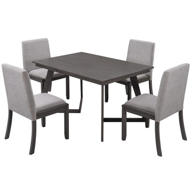 Ensemble repas pour 4 personnes
