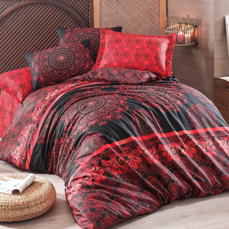 Jaylynn No Pattern Duvet Cover Set with Pillowcases Included, 155 x 220cm Duvet Cover + 1 Pillowcase (80 x 80), Red/Black