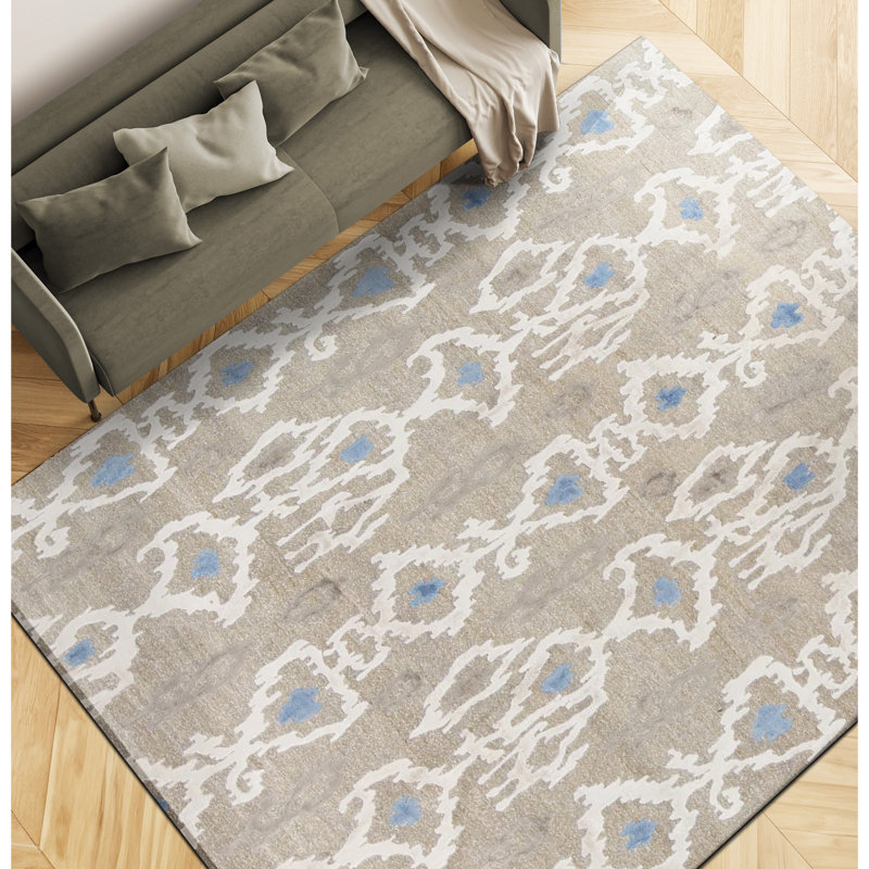 Ikat Area Rug in Gray