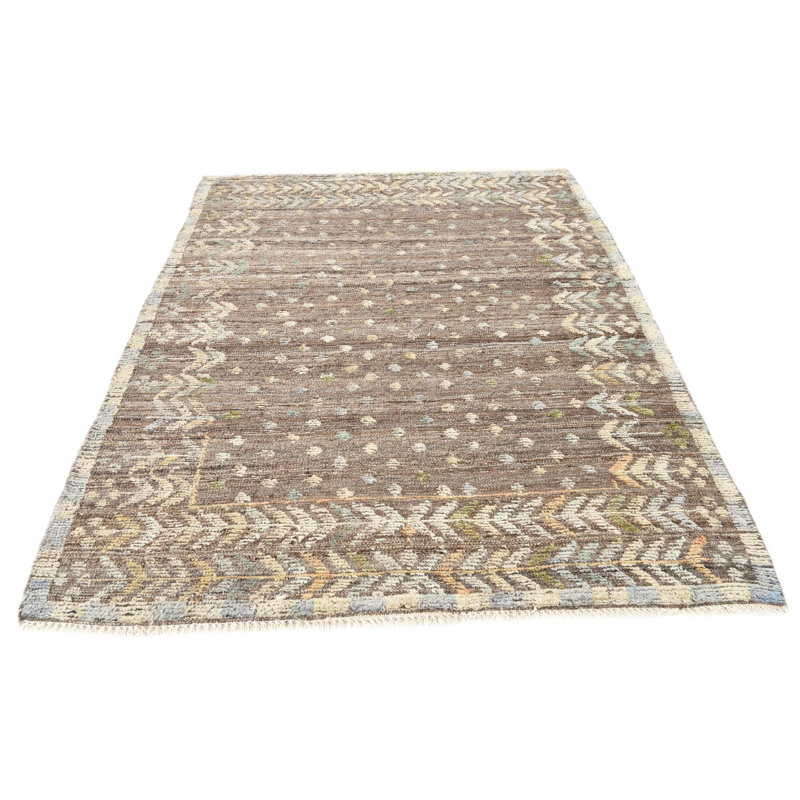 Tapis brun 5 pi 2 po x 6 pi 8 po Philip