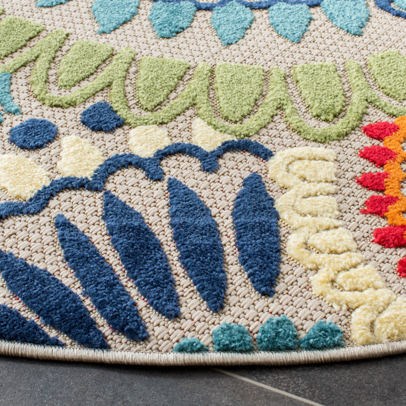 Dellie Performance Geometric Indoor/Outdoor Area Rug, Round 6'7"