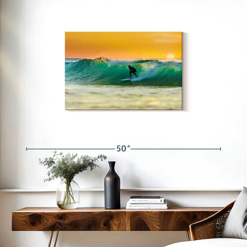Senne Surfboard Riding Sunrise