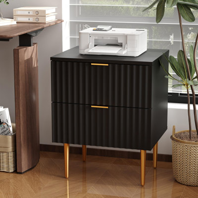 Table de chevet moderne cannelée avec station de charge et 2 tiroirs, table de chevet dorée et en bois avec ports USB et prises secteur, petite table d'appoint pour chambre et appartement