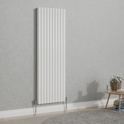 Shoshana Vertical Oval Panel Radiator