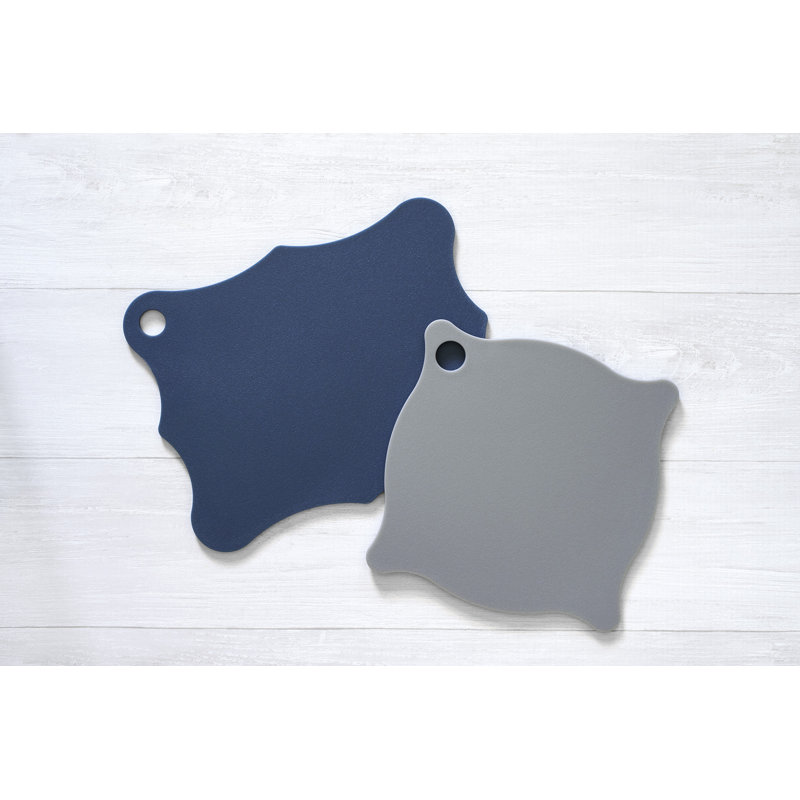 Mint Pantry Bade Plastic Cutting Board