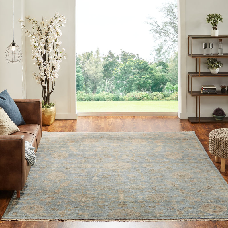 Pilon Wool Flroal Area Rug, Rectangle 12' x 15'