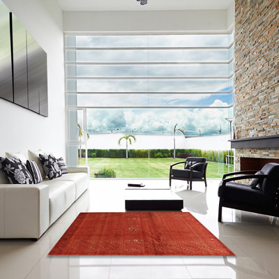 Tapis à aire brune contemporaine