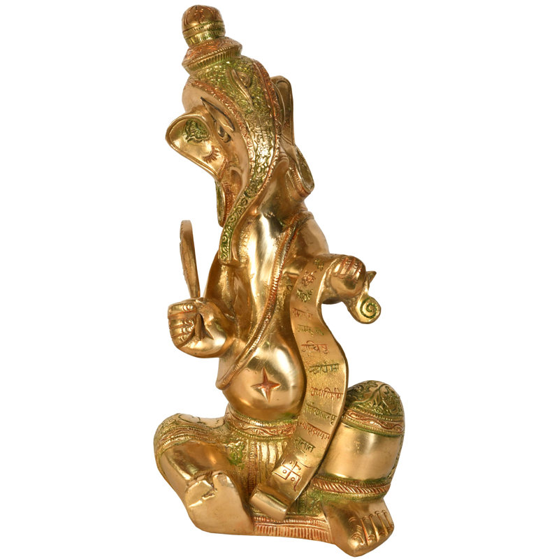 Ganesha écrivant le Mahabharata avec une plume de paon