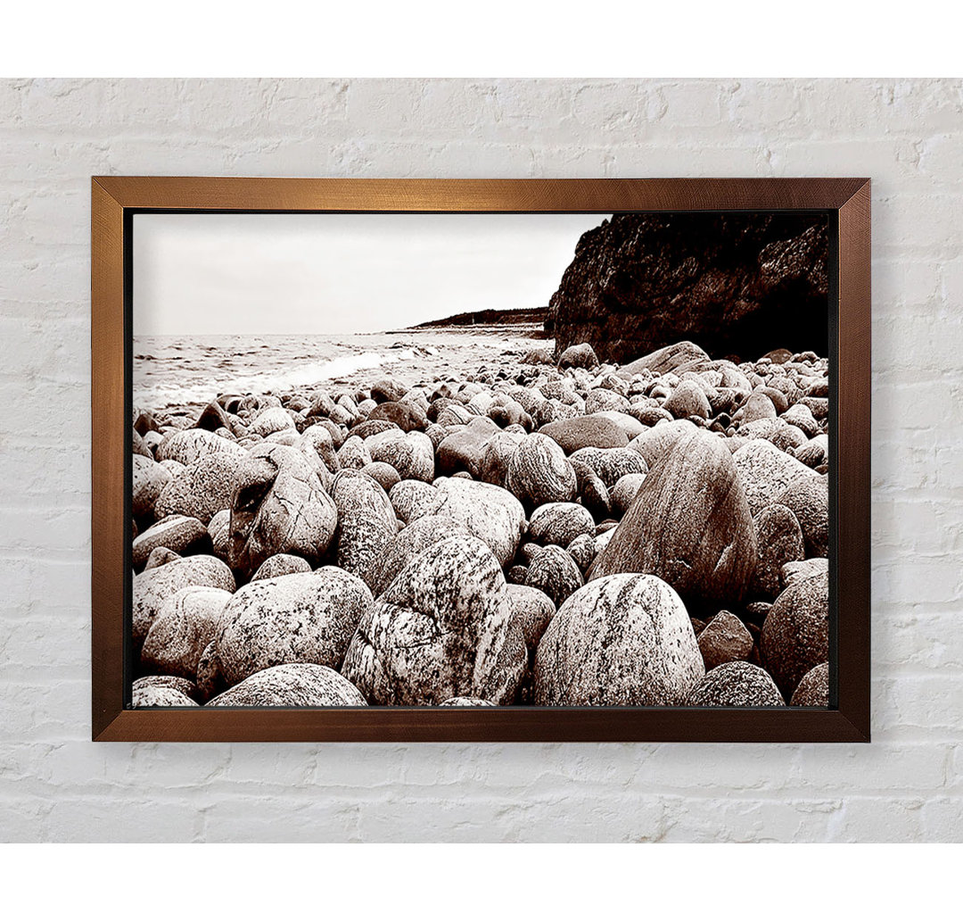 Pebbles Of The Ocean Brown - Einzelner Bilderrahmen Kunstdrucke