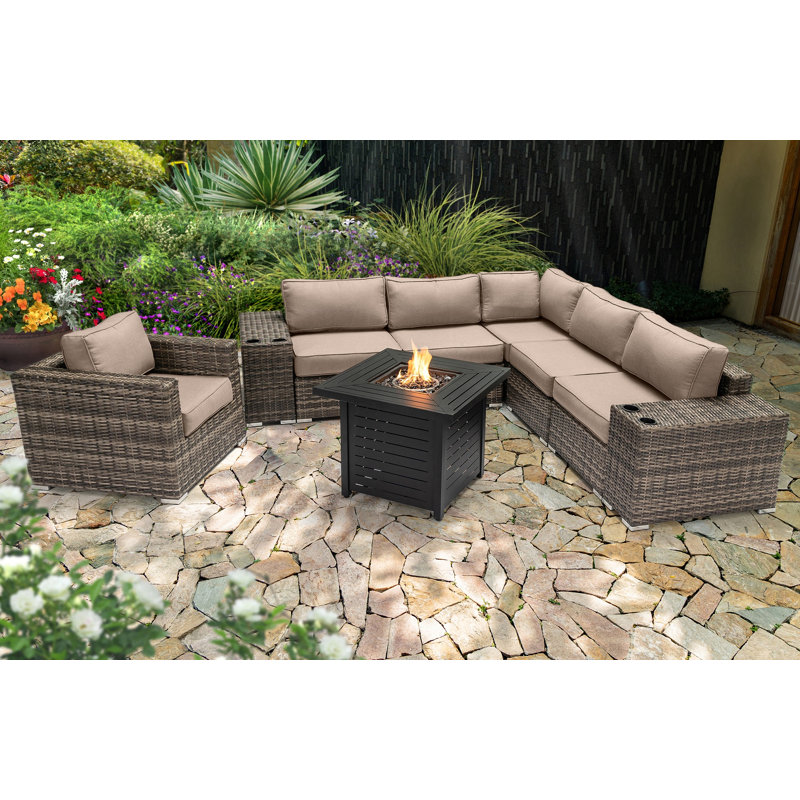 Ensemble de conversation pour 5 personnes avec coussins Sunbrella et foyer en métal Lsi, Sunbrella beige