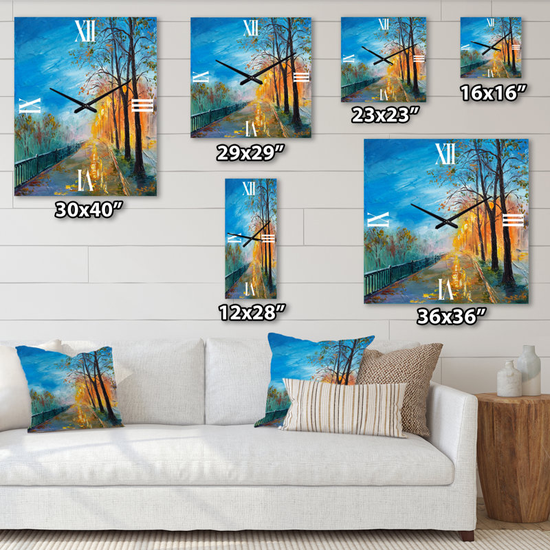 Evening on Autumn Road - Horloge murale traditionnelle, Moyen