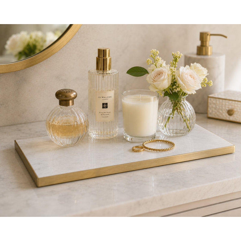 Plateau d'accessoires de salle de bain en marbre Gibbs