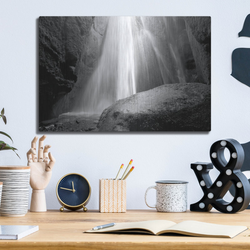 Art mural en métal «Waterfall» par Photoinc Studio, Luxe, H 12 po x l 16 po