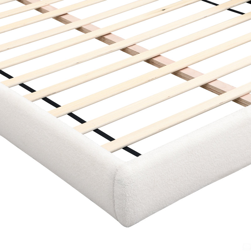 Grand lit avec petite table Boucle