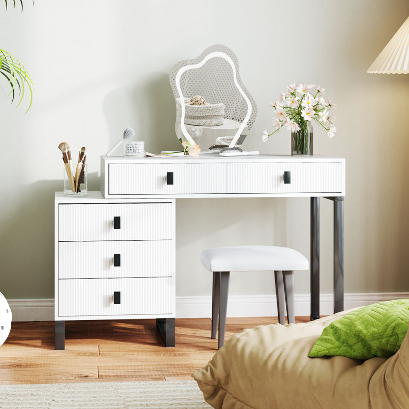 Dressing Table with Mirror