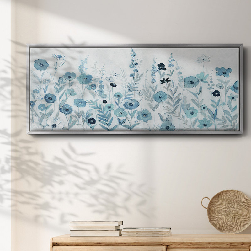 Endless Field of Blue - toile encadrée, H 24 po x l 60 po