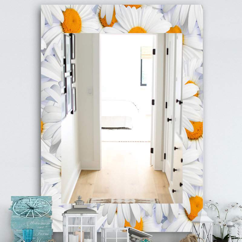 Miroir mural traditionnel à coeurs en cascade, H 24 po x l 32 po